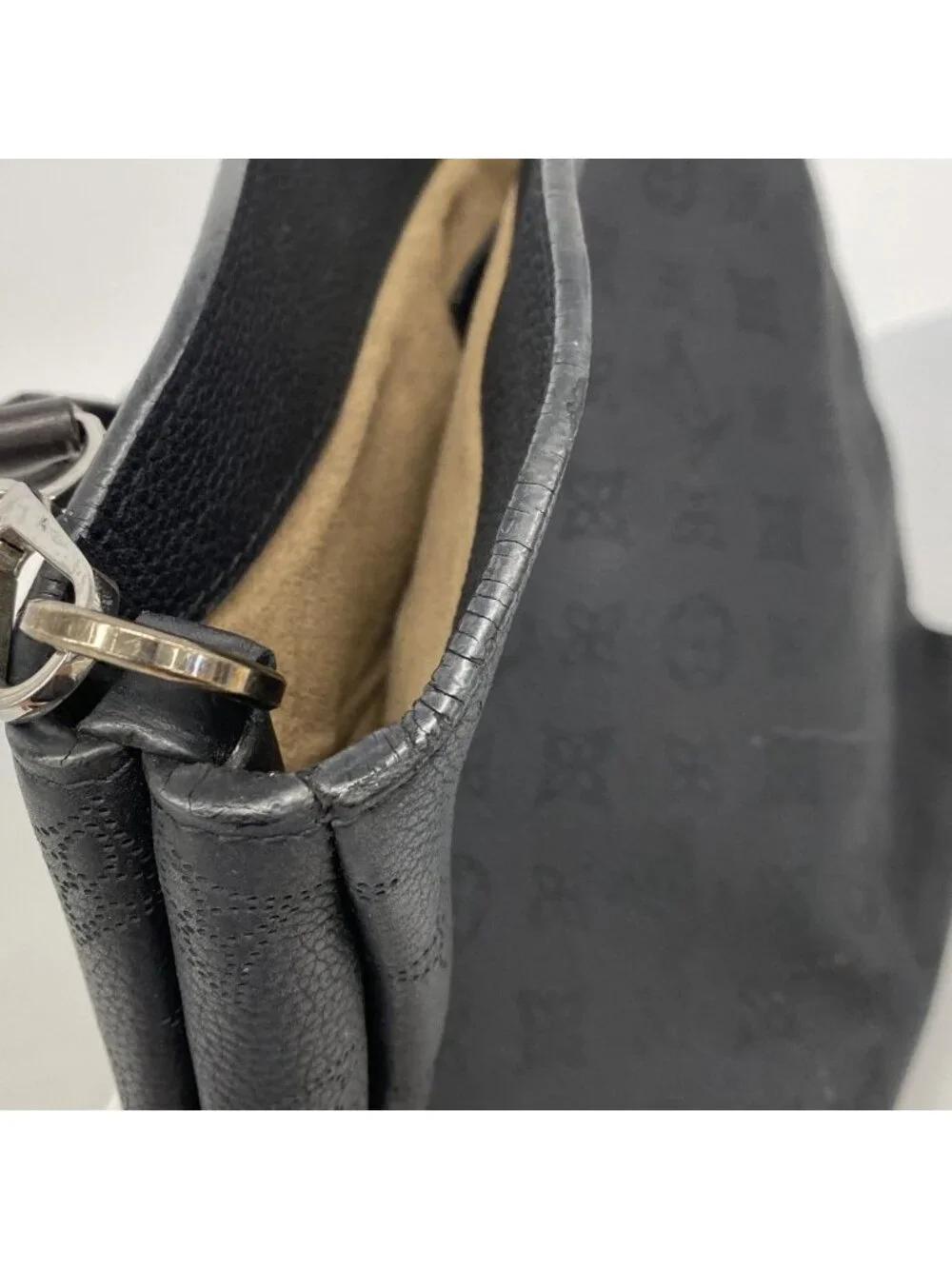 Louis Vuitton Handbag Mahina Babylon PM Noir